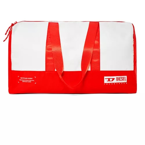 Diesel Men's Duffle Bag
D by Diesel Red Collection - Picture 1 of 1